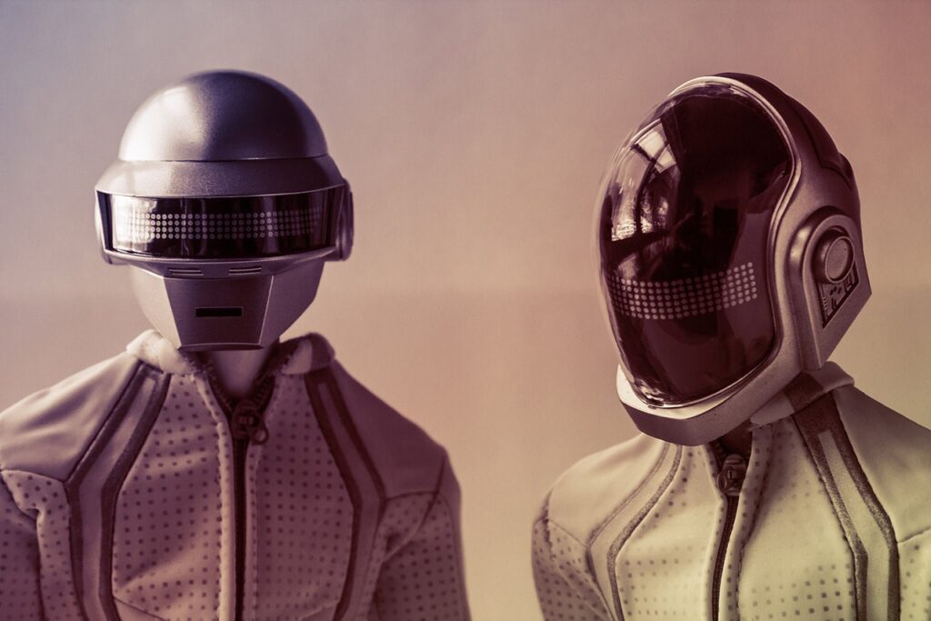 Why Songs Like Get Lucky By Daft Punk Are So Popular