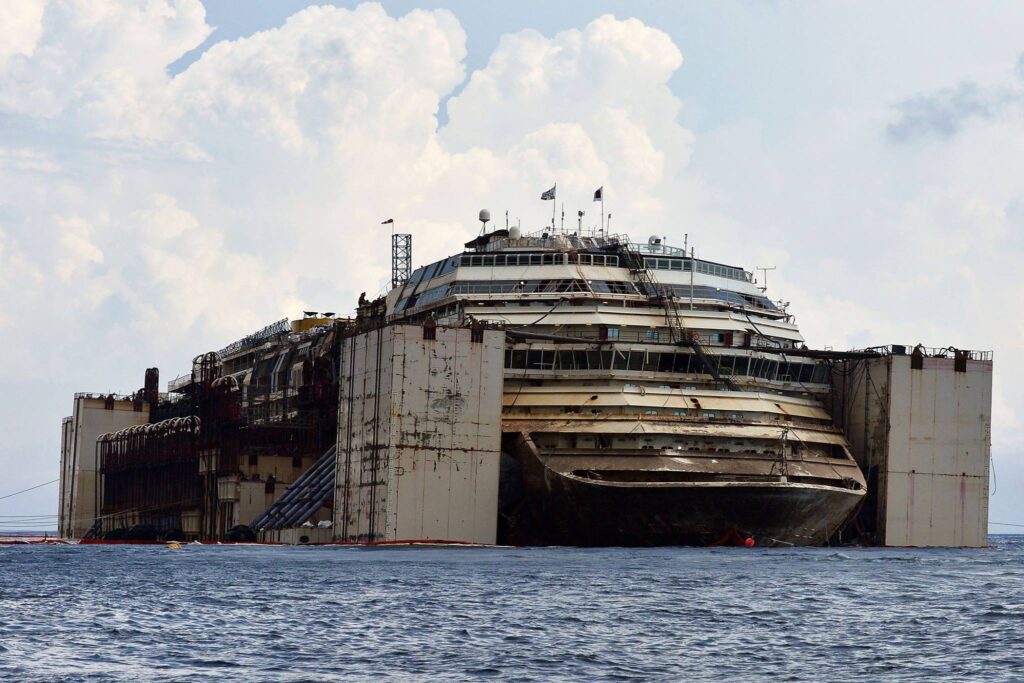 shipwrecked cruise ship