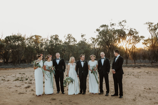 This Wedding Photo Has Been Going Viral and the Reason Why Is Amazing